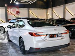 تۆیۆتا کامری